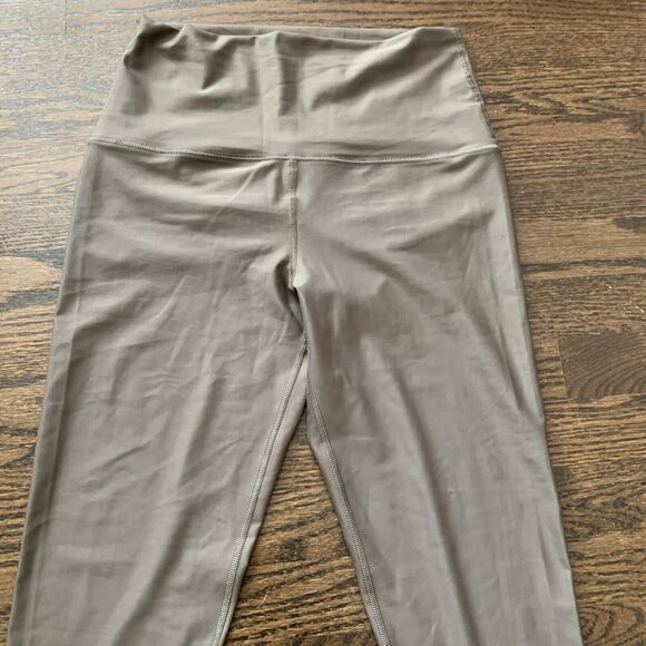 Offline By Aerie Women's Real Me 7/8 High Rise Leggings‎ Size Large Olive Green - Picture 3 of 5